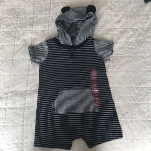 18M baby striped jumpsuit black/white